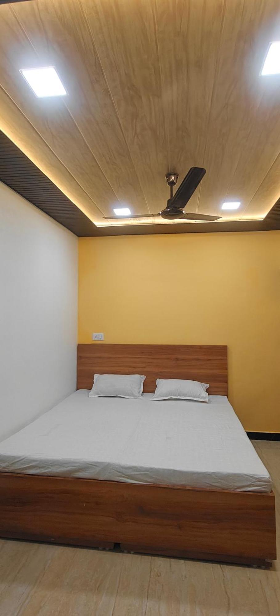 Hotel Mashaal- A Light Lit By Vidhata Jhānsi 外观 照片