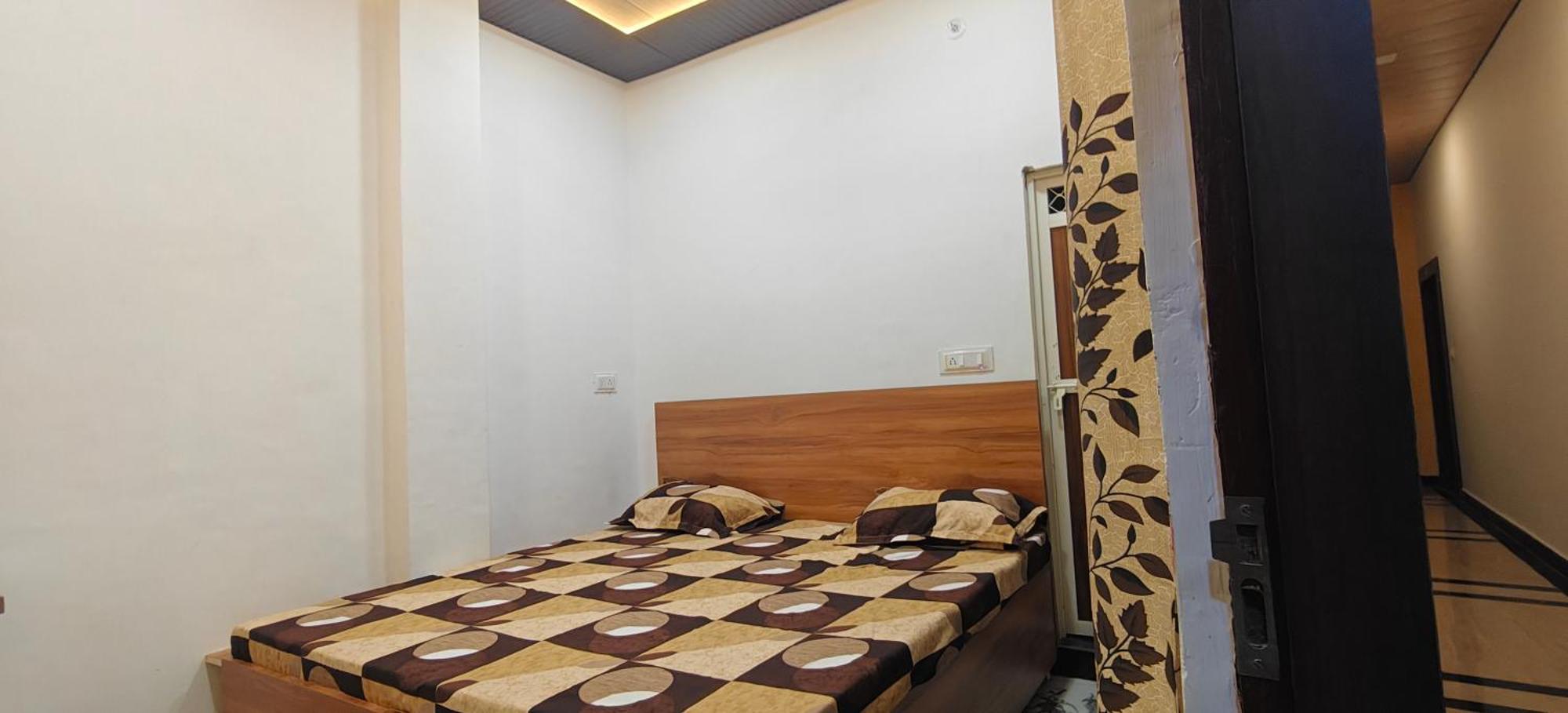 Hotel Mashaal- A Light Lit By Vidhata Jhānsi 外观 照片
