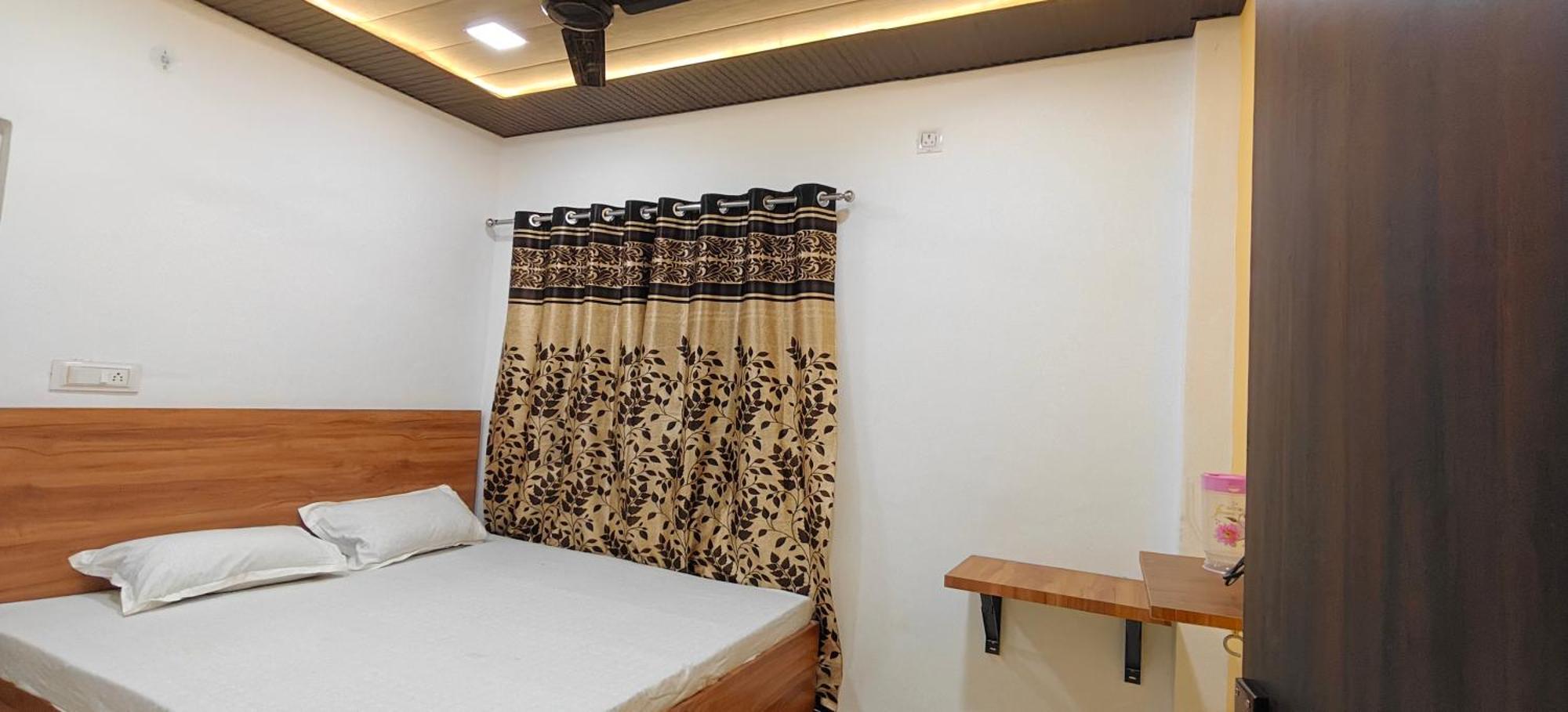 Hotel Mashaal- A Light Lit By Vidhata Jhānsi 外观 照片